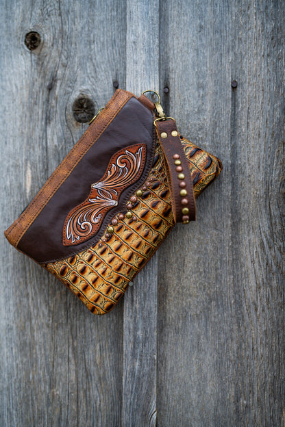 All-Around Wristlet