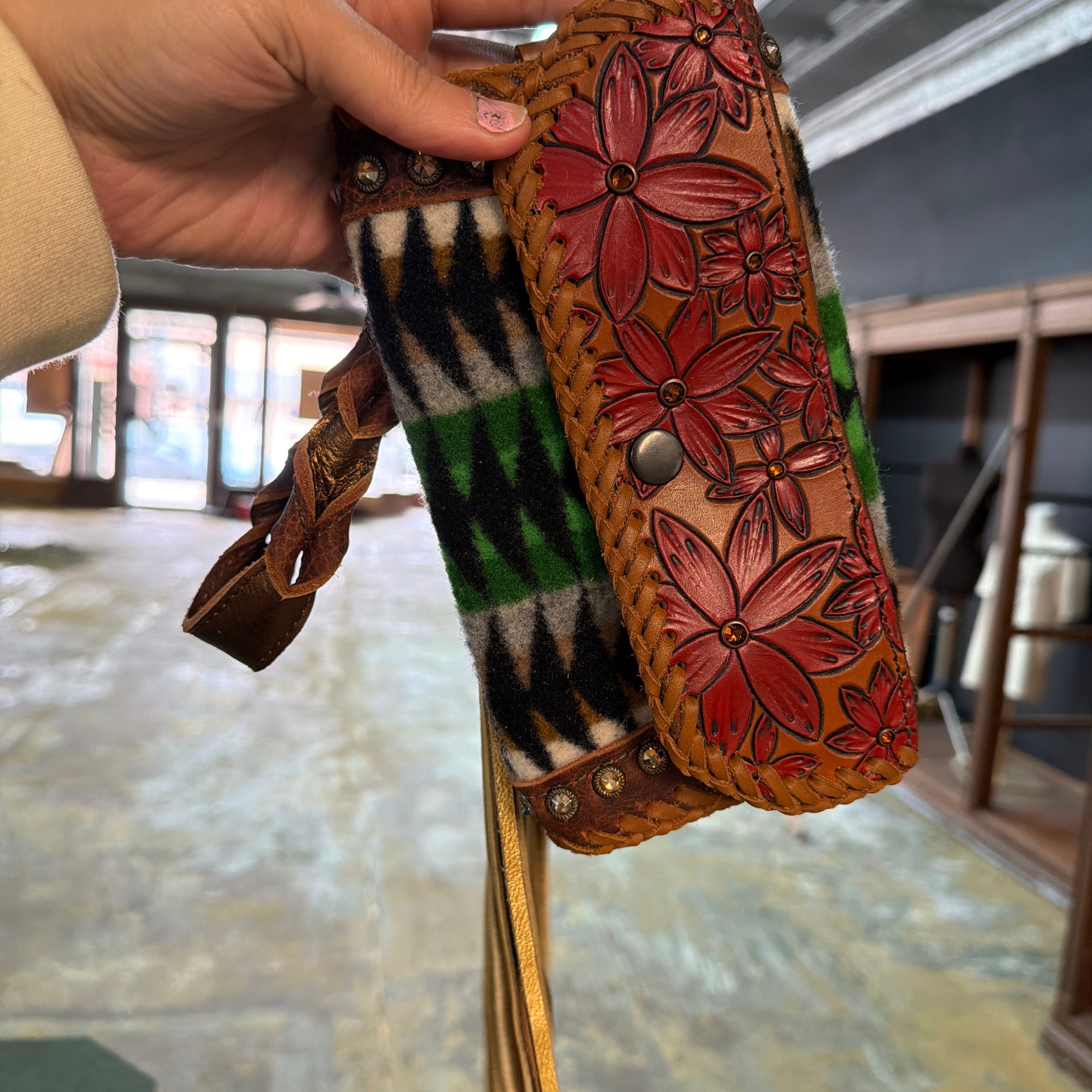Custom trifold