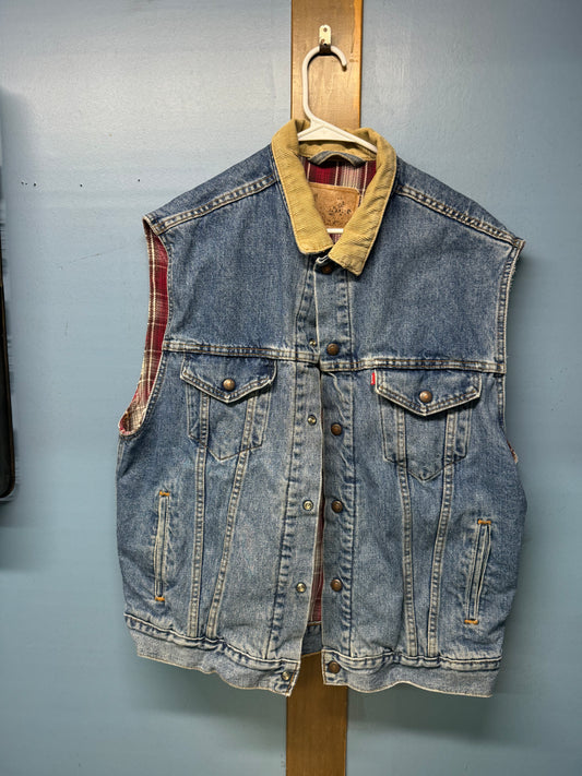 Levi’s Denim vest