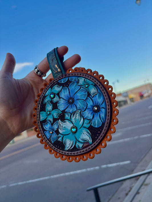 Tooled charm